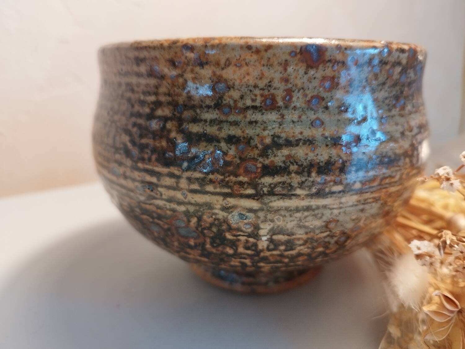 Pyrite sandstone vase pocket