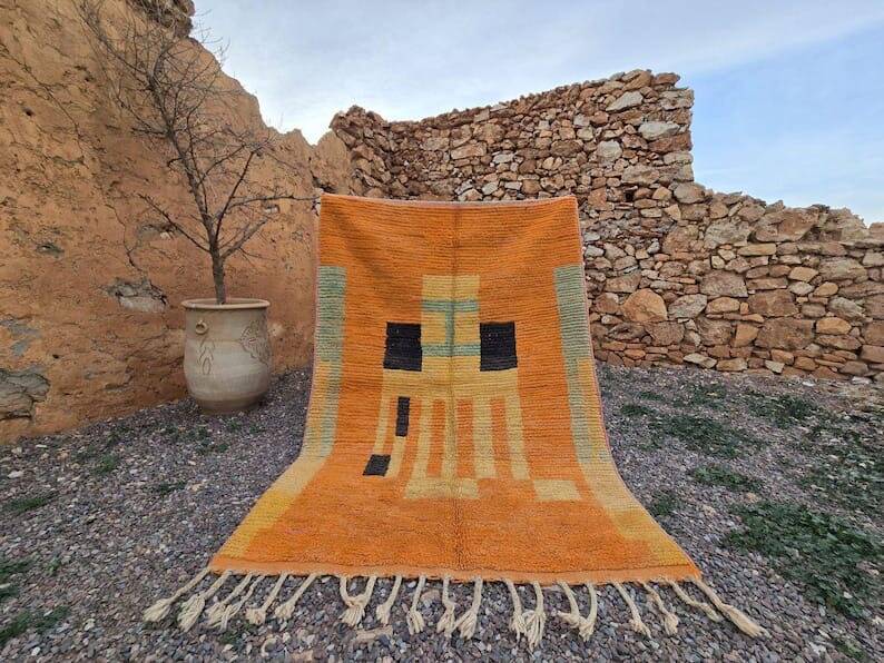 Moroccan Beni Ouraine Berber rug, size 200 x 300 cm