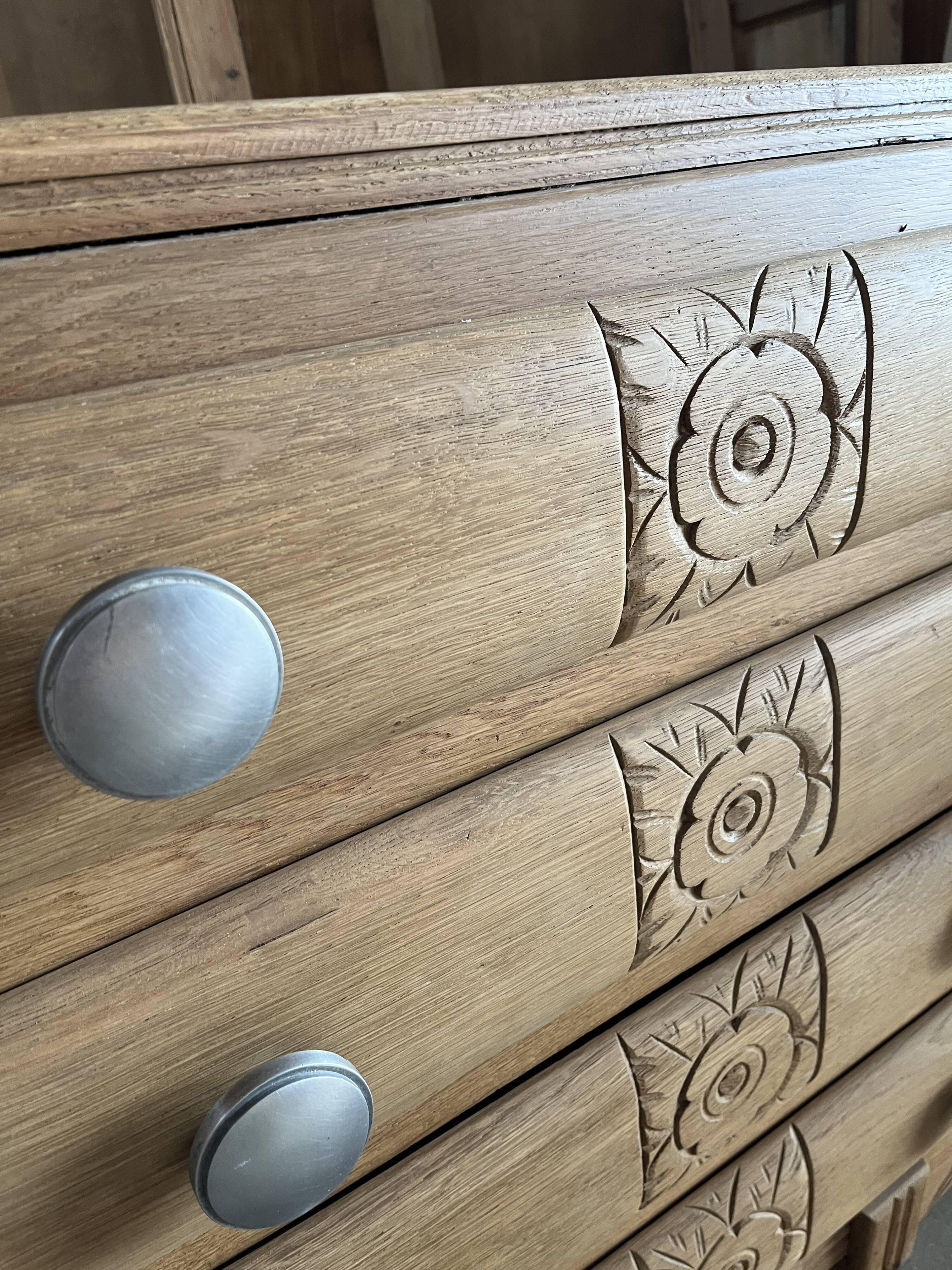 Art Deco chest of drawers