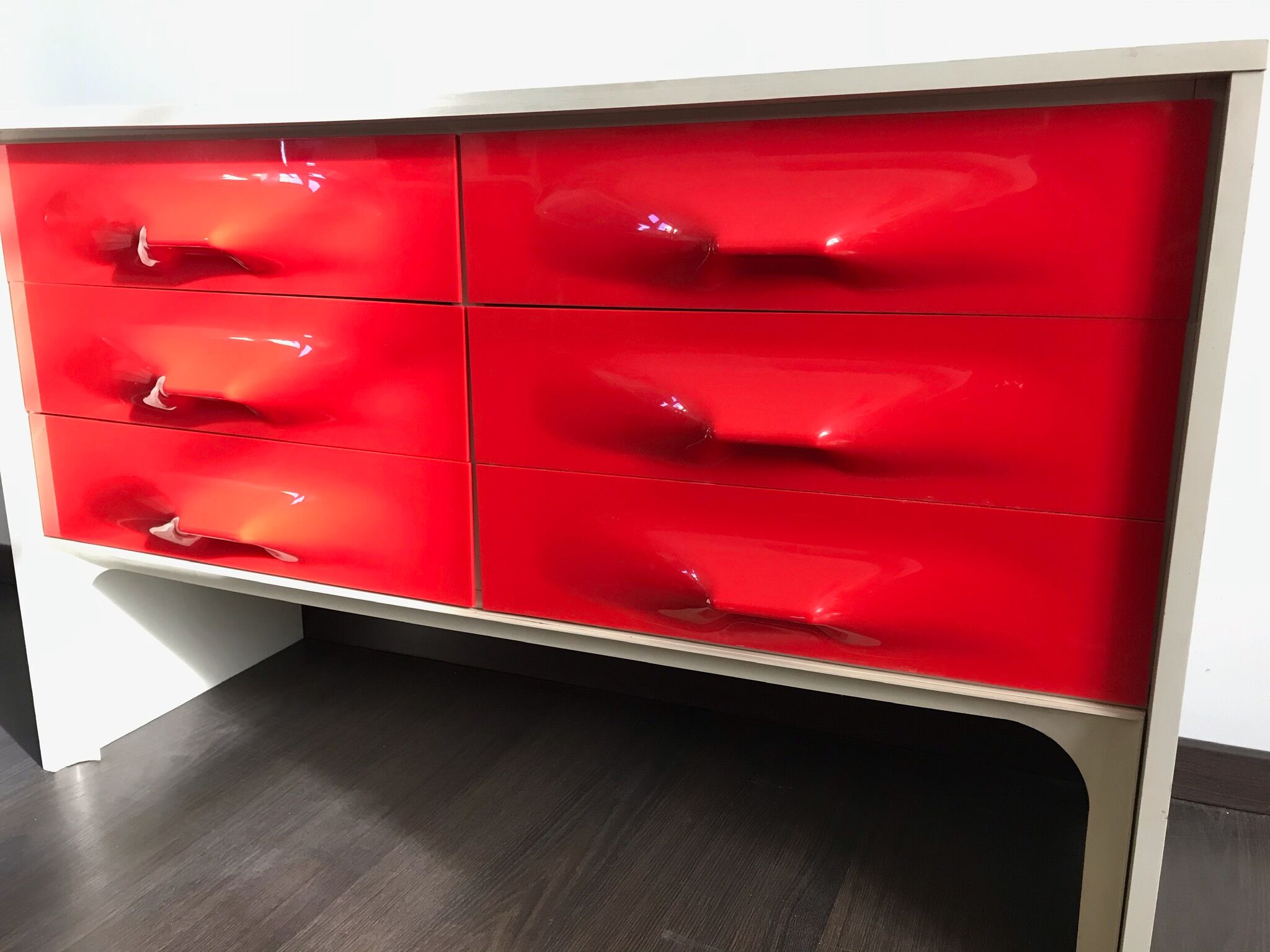 Commode DF2000 de Raymond Loewy design années 70