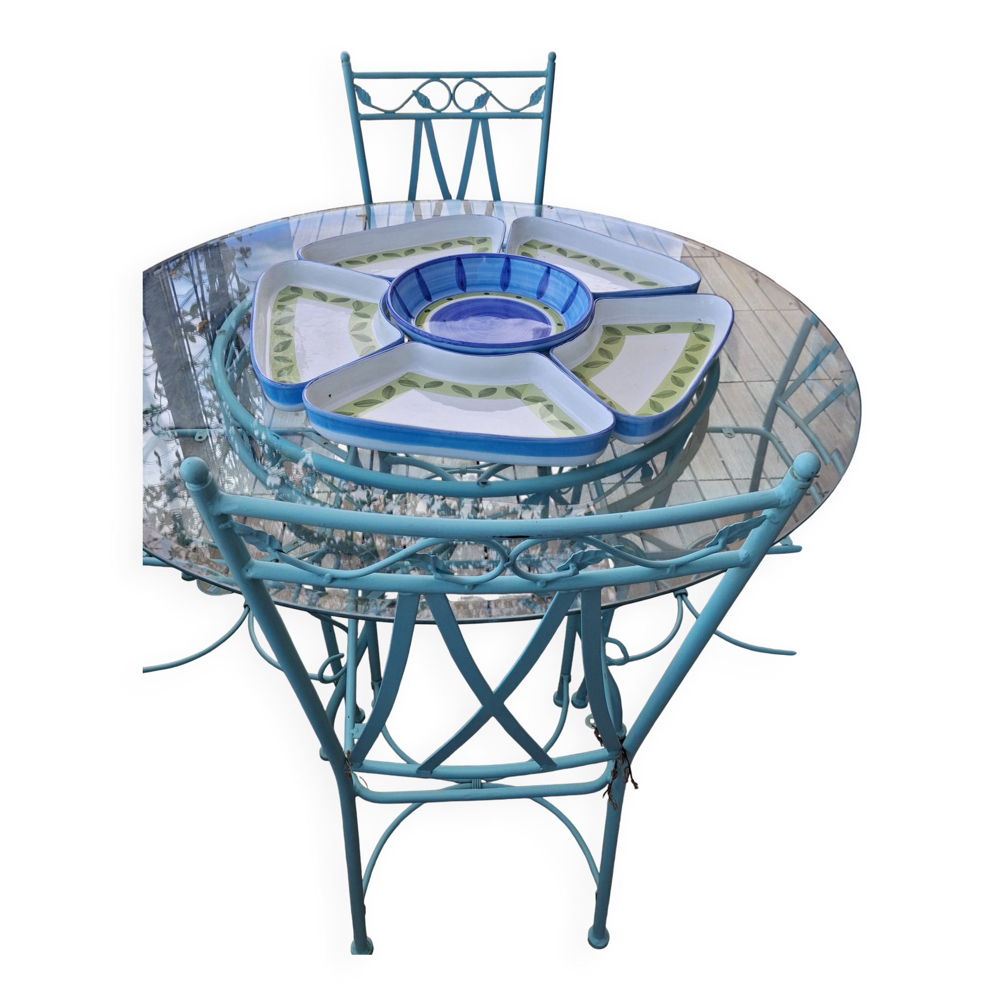 hors d'oeuvres service