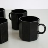 4 cups and black saucers Octime Arcoroc 80's