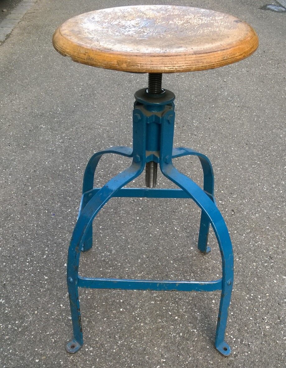 Industrial stool Bennett model 203