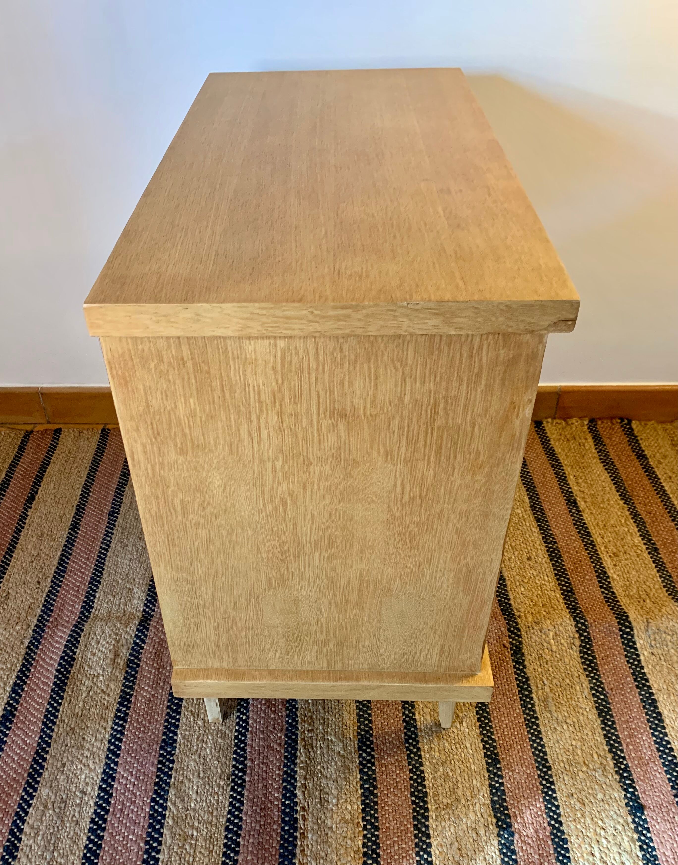 Commode vintage