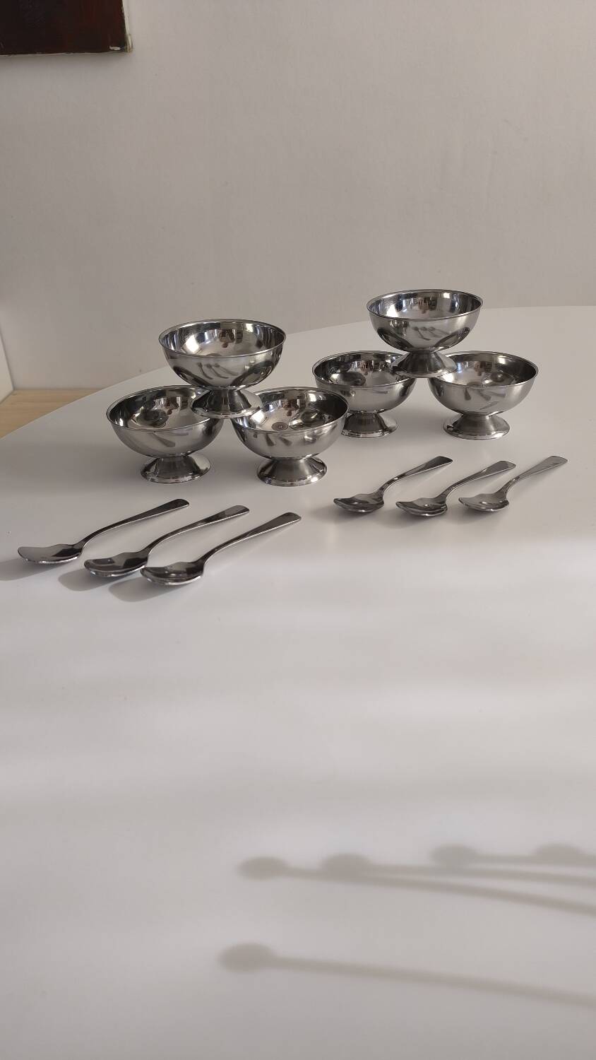 Set of 6 vintage stainless steel ice cream cups
