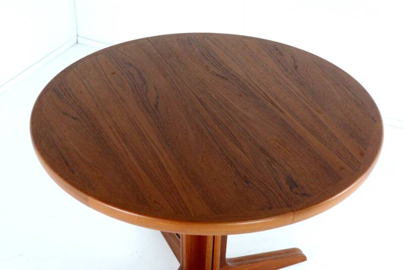 Round 3x extendable dining table 'Hampen' - danish teak mid century modern