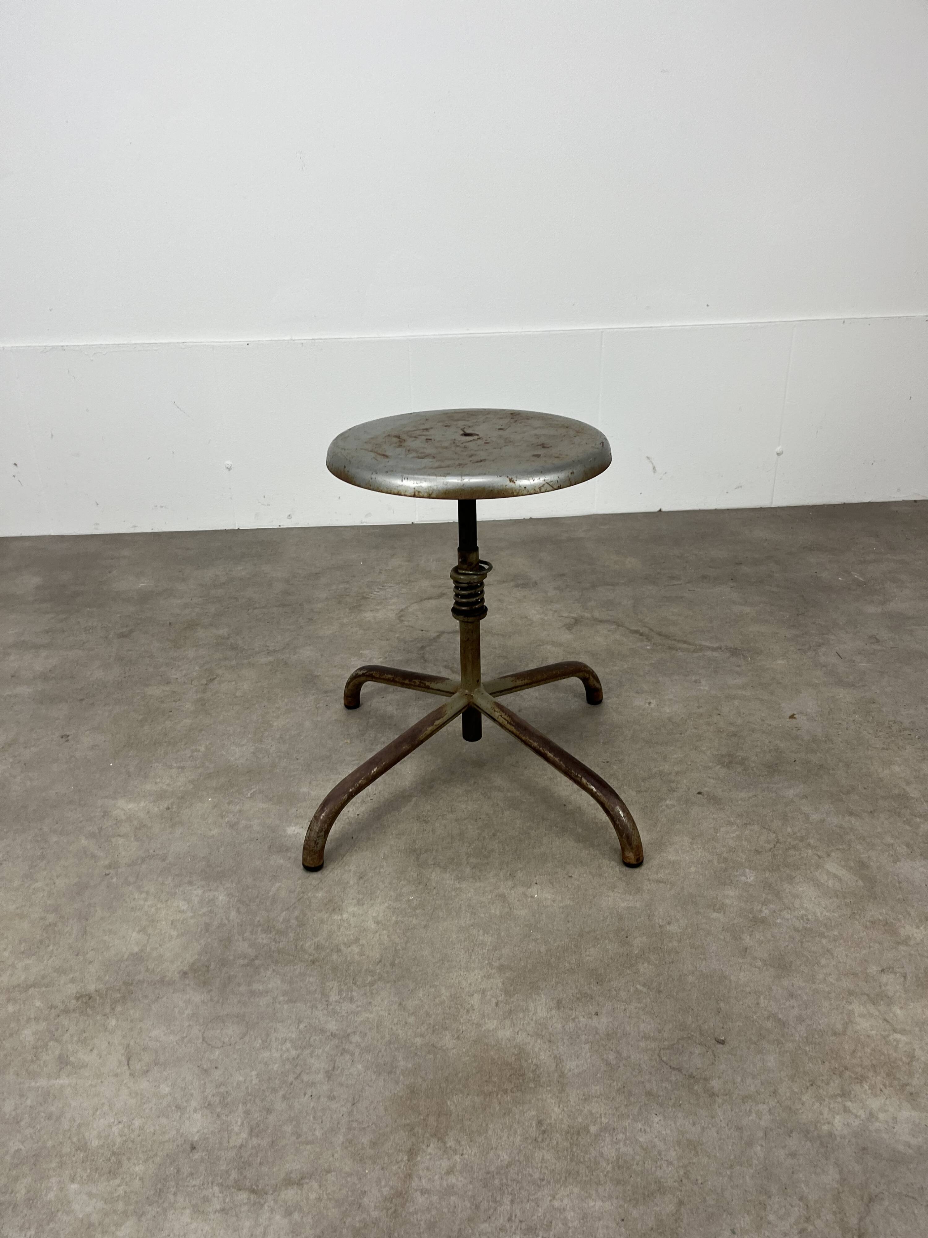 Industrial style adjustable workshop stool