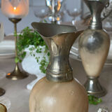 2 alabaster soliflores