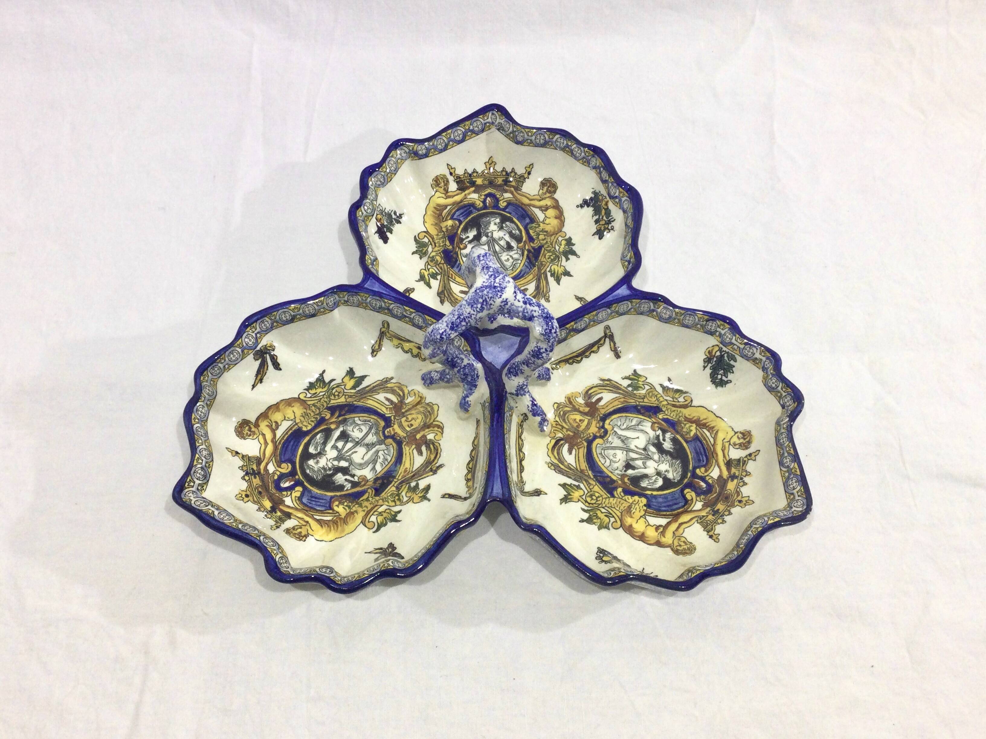 Gien - Hors d'oeuvres dish Renaissance décor