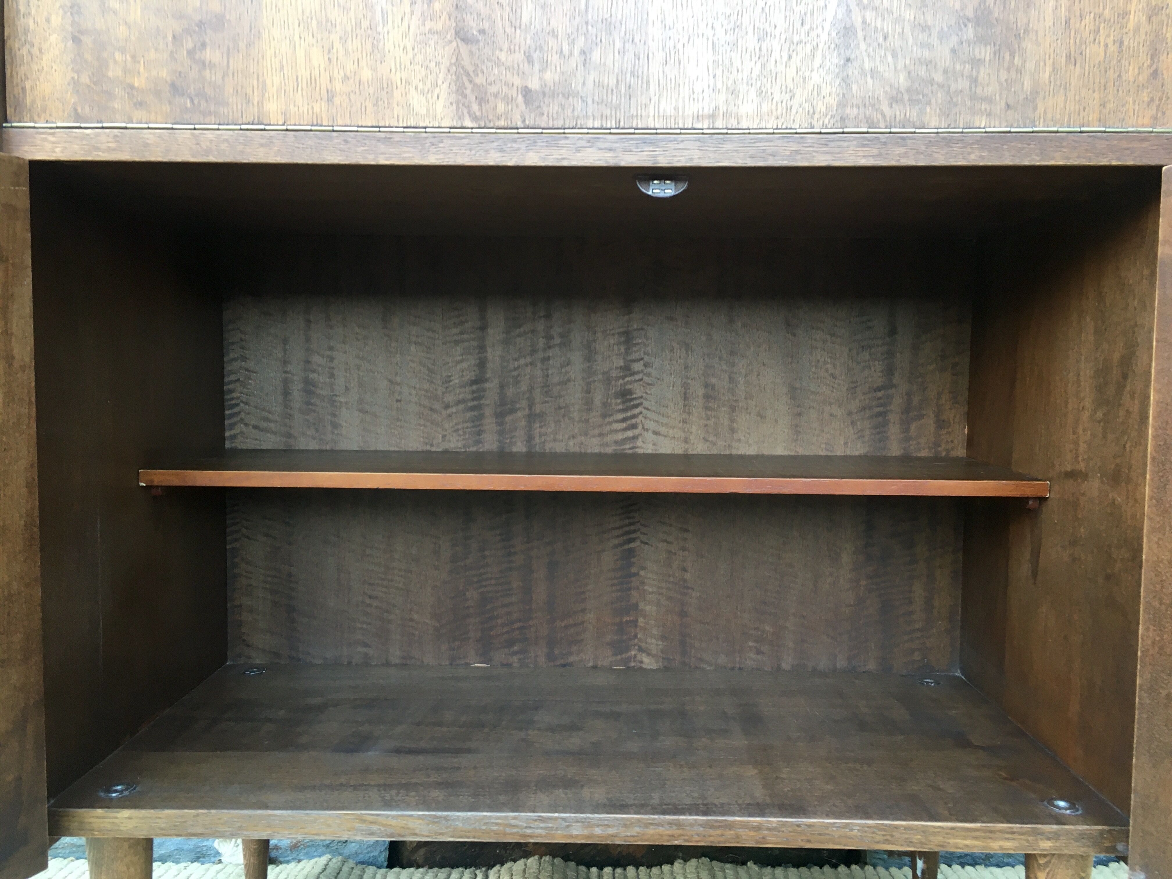 Vintage Secretary 50'