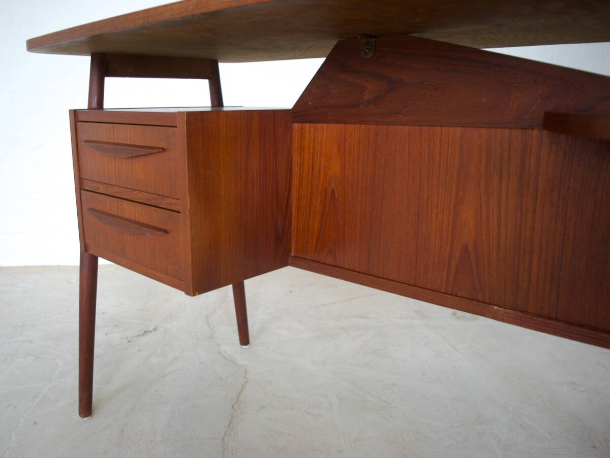Teak Desk By Gunnar Nielsen For Tibergaard, 1960s.
