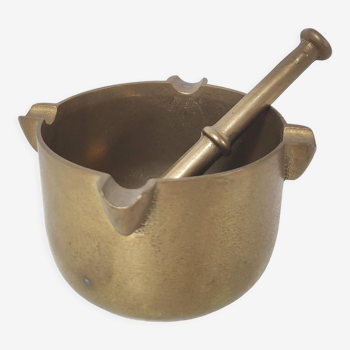 Round brass ashtray and pestle