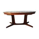 Scandinavian table
