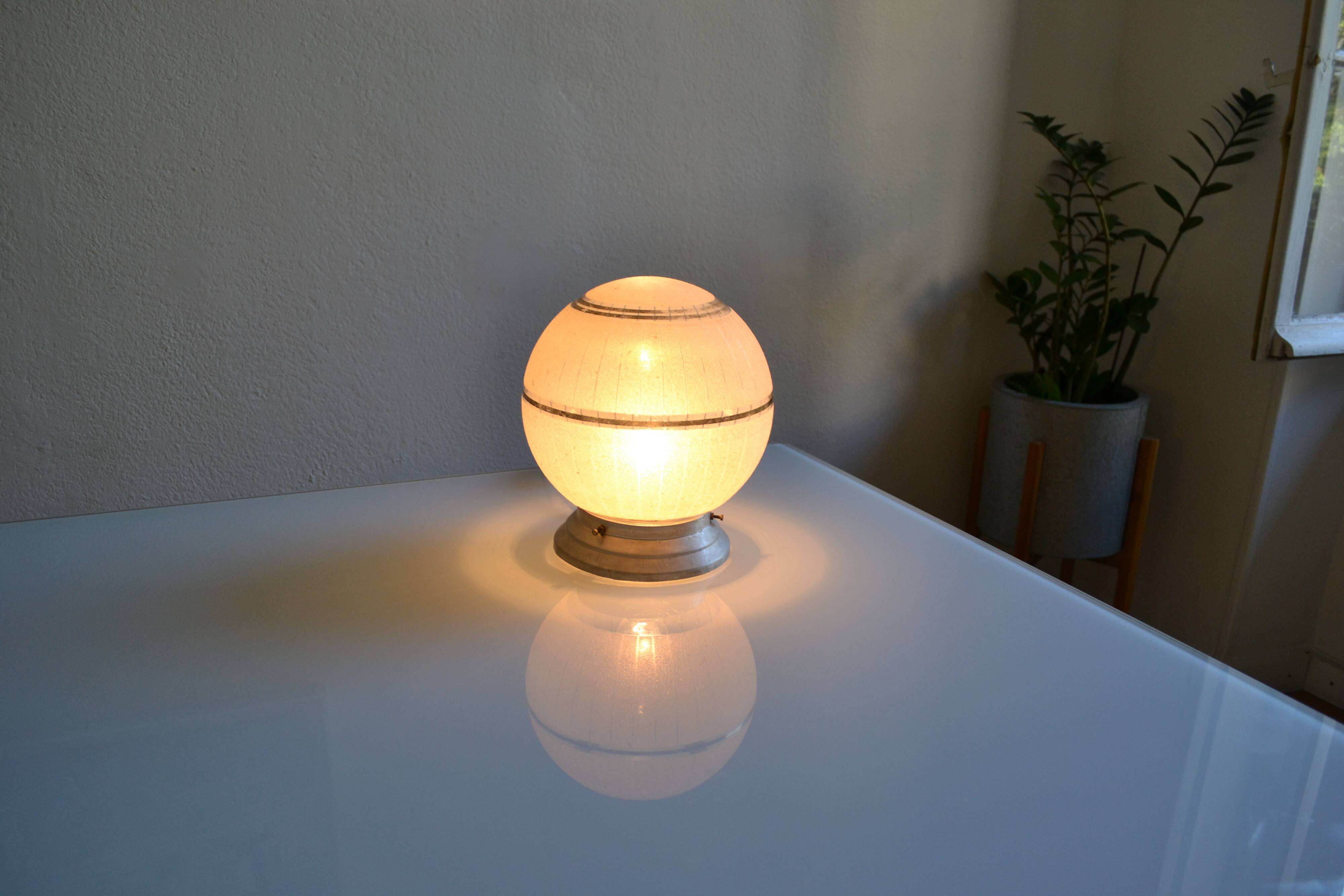 Art deco frosted glass ball table lamp