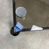 Table basse chrome et verre fumé années 70