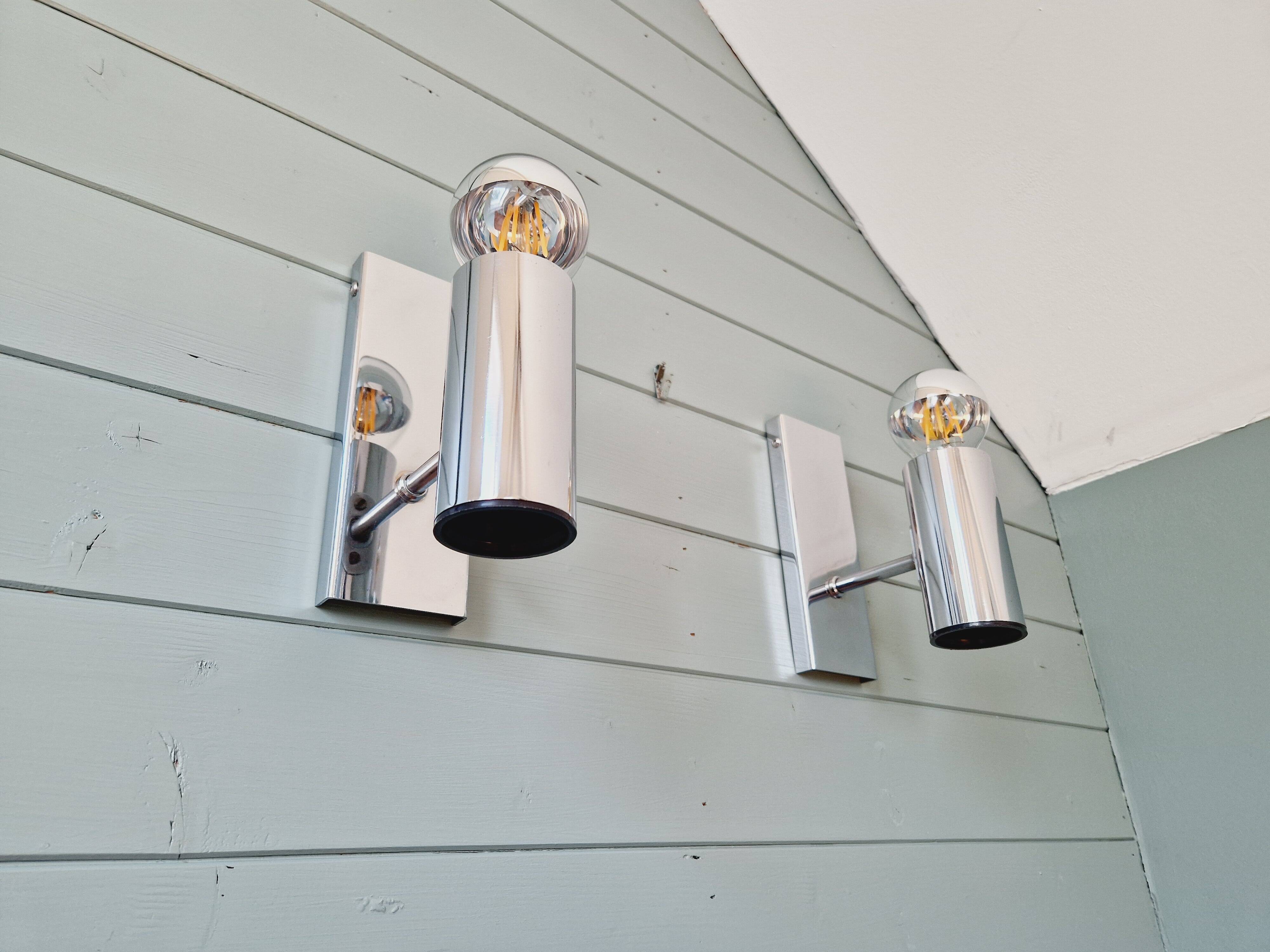 Pair of tubular chrome-plated metal wall sconces, 1970s