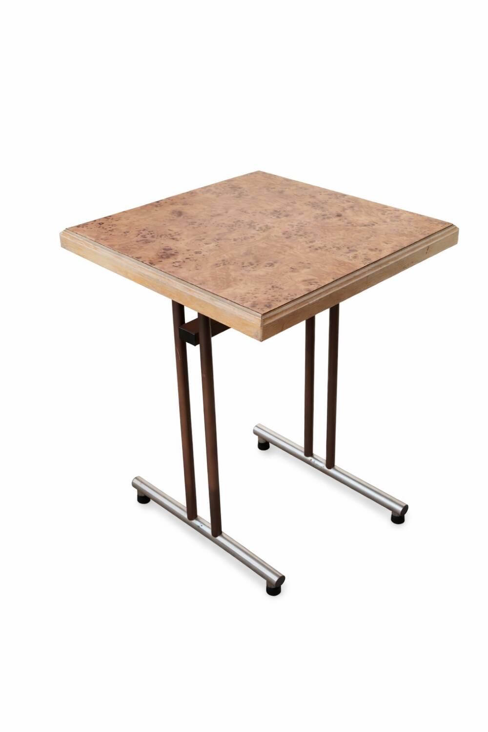 Table bistrot vintage
