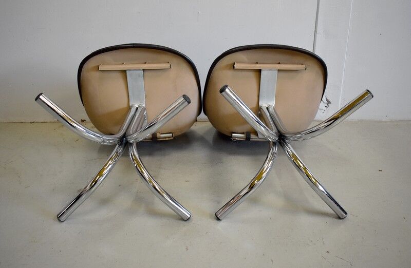 Pair of vintage chairs 1960/1970