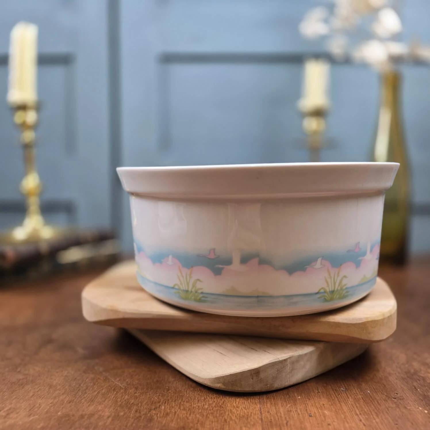 Sologne porcelain salad bowl with Camargue bird decoration, vintage, 23 cm.
