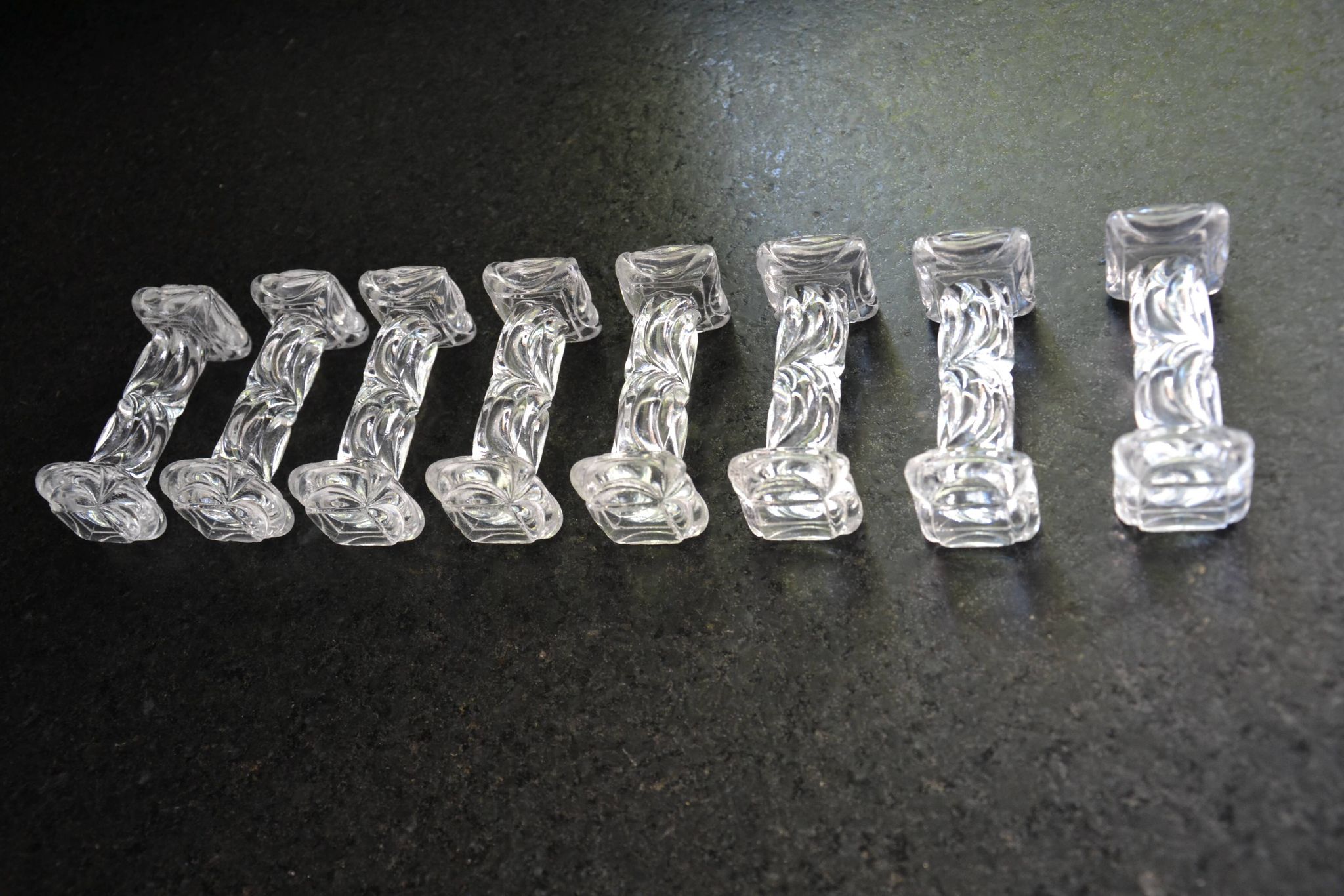 8 cutlery holders made of cut glass