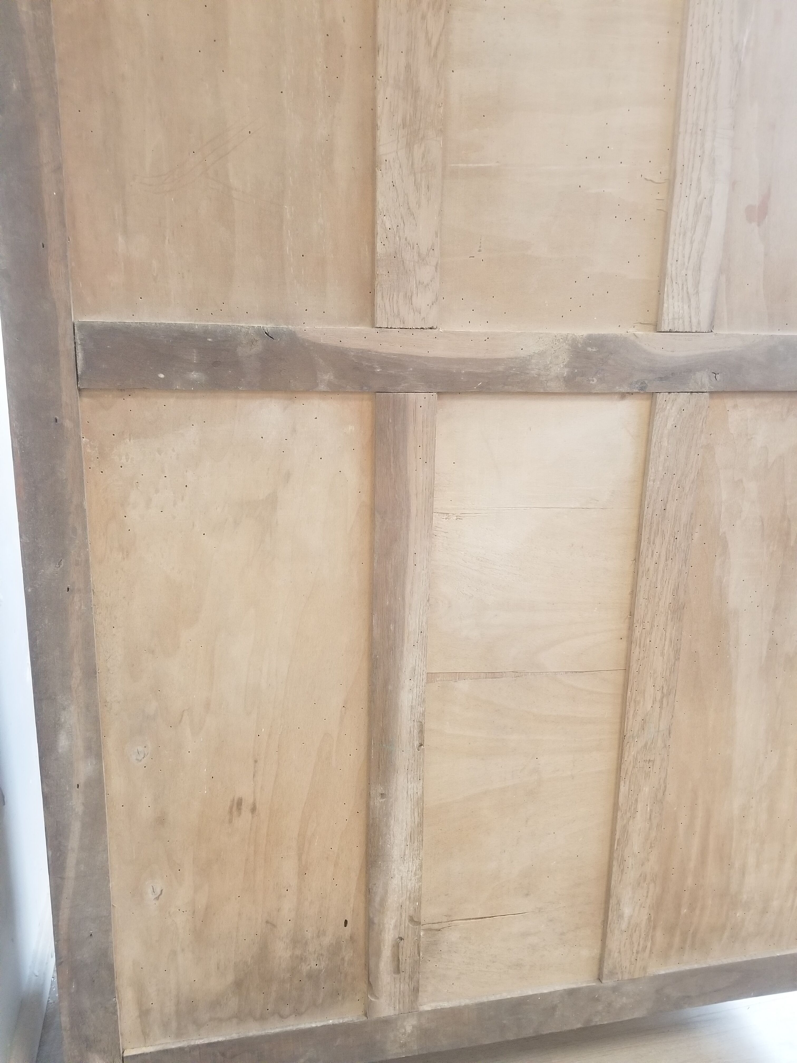Glass cabinet