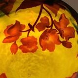 Lustre pâte de verre à décor de coquelicots