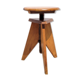 Screw stool