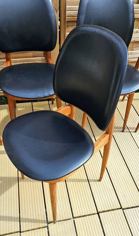 6 "Pegasus" chairs by Pierre Guariche for Baumann, France, 1960s.