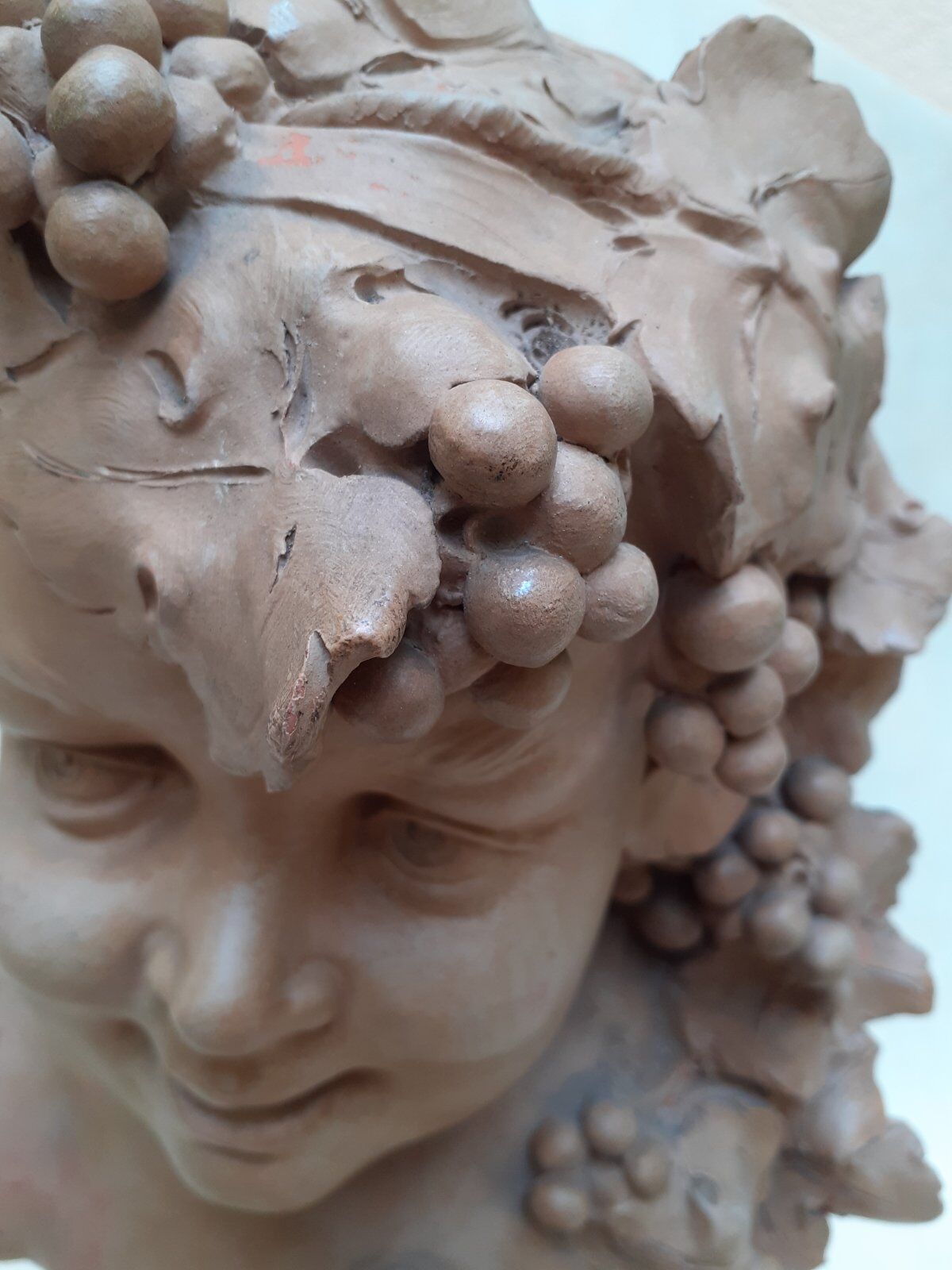 Buste de Bacchus enfant en terre cuite