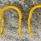 Série de 3 patères « Taka » par Cesar Rota Nodari Acerbis