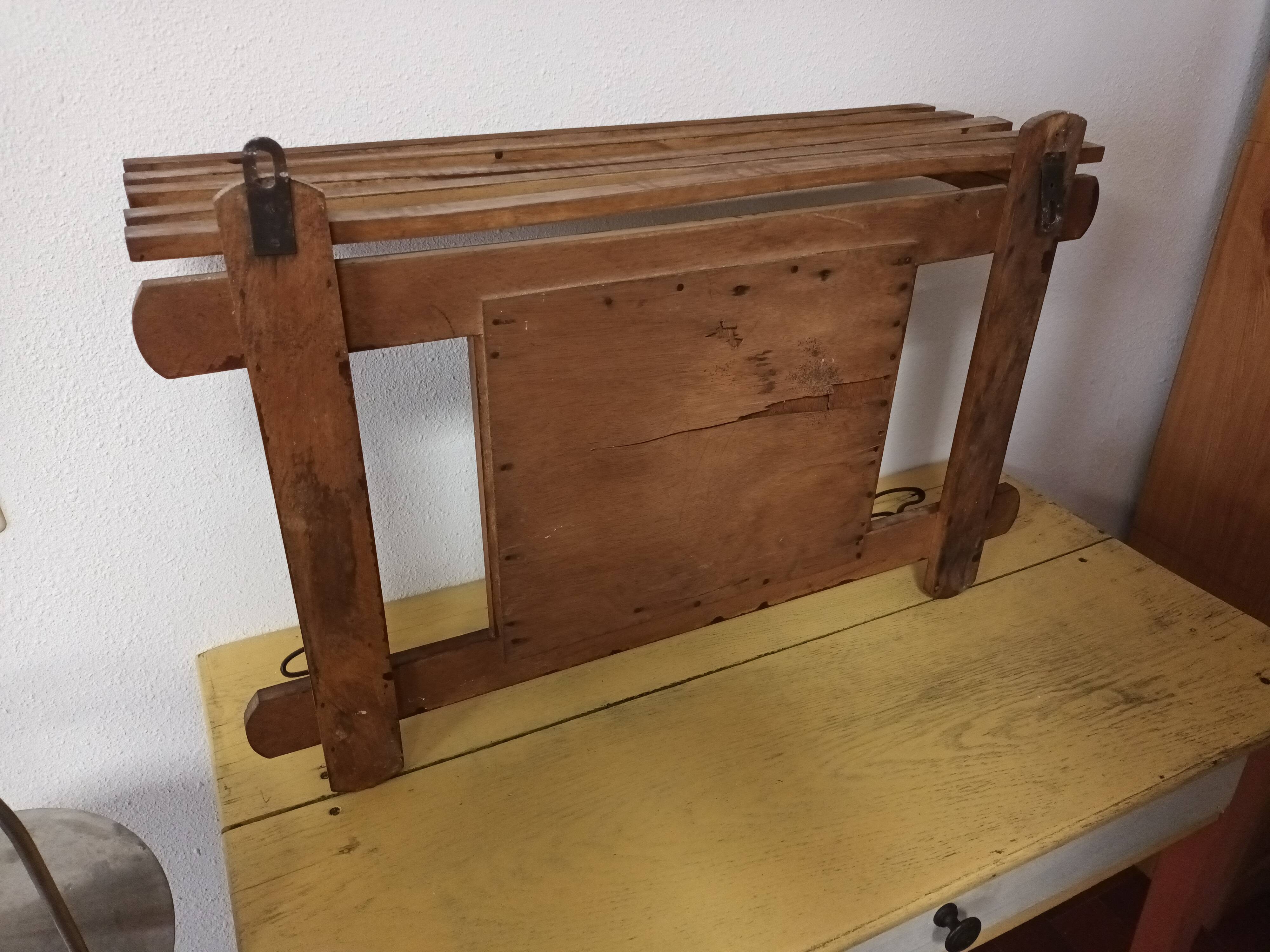 Wall coat rack with mirror