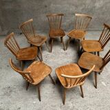 Série Lot de 8 anciennes chaises bistrot dlg scandinave en bois dossier cintré et barreaux