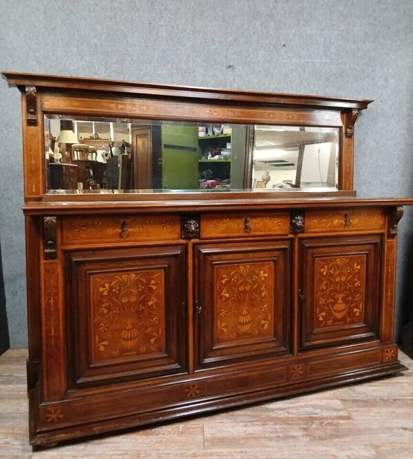 Buffet en enfilade en marqueterie estampillé Mercier et Chaleyssin à Lyon