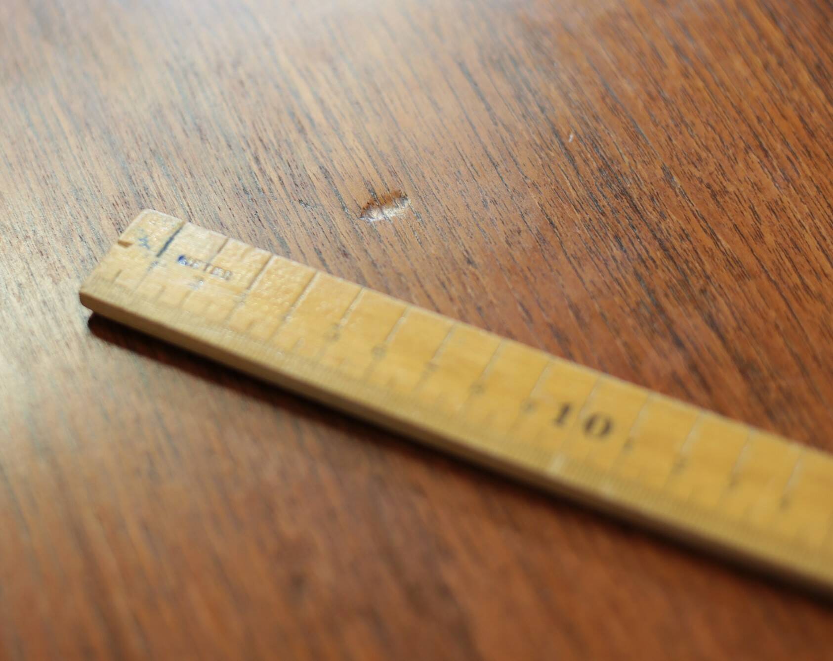 Danish dining table in teak.