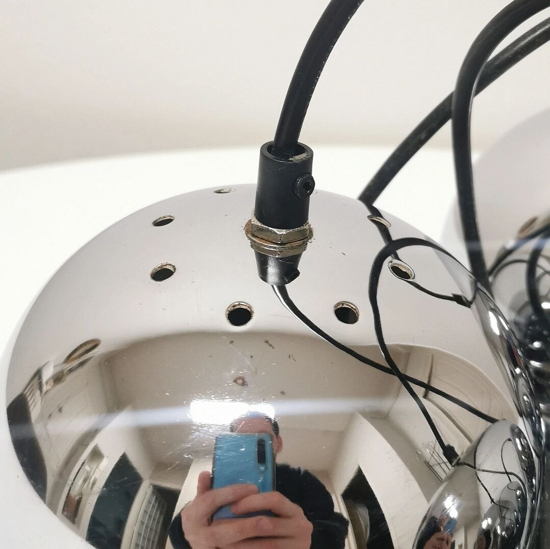 Eyeball stunt suspension