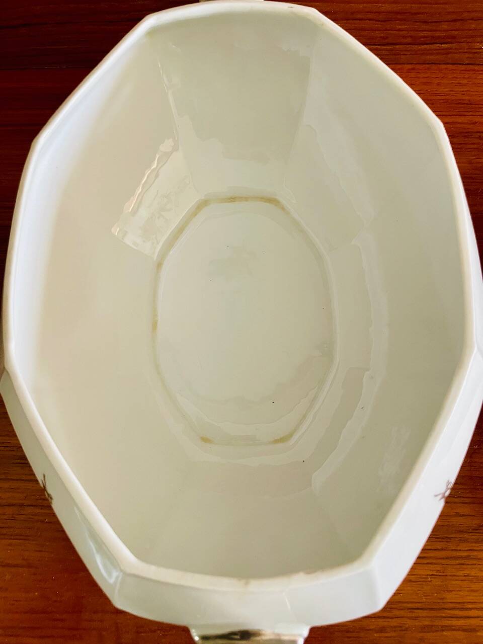 Art Deco soup tureen by Victoria China Czechoslovakia, 1920s