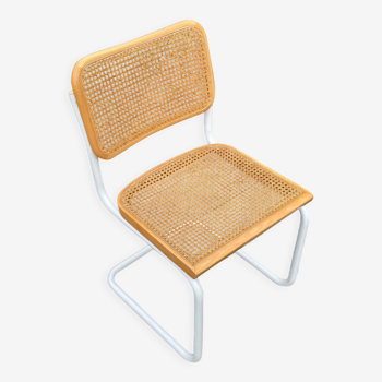 Chaise Cesca modèle b32 en blanc et bois par Marcel Breuer