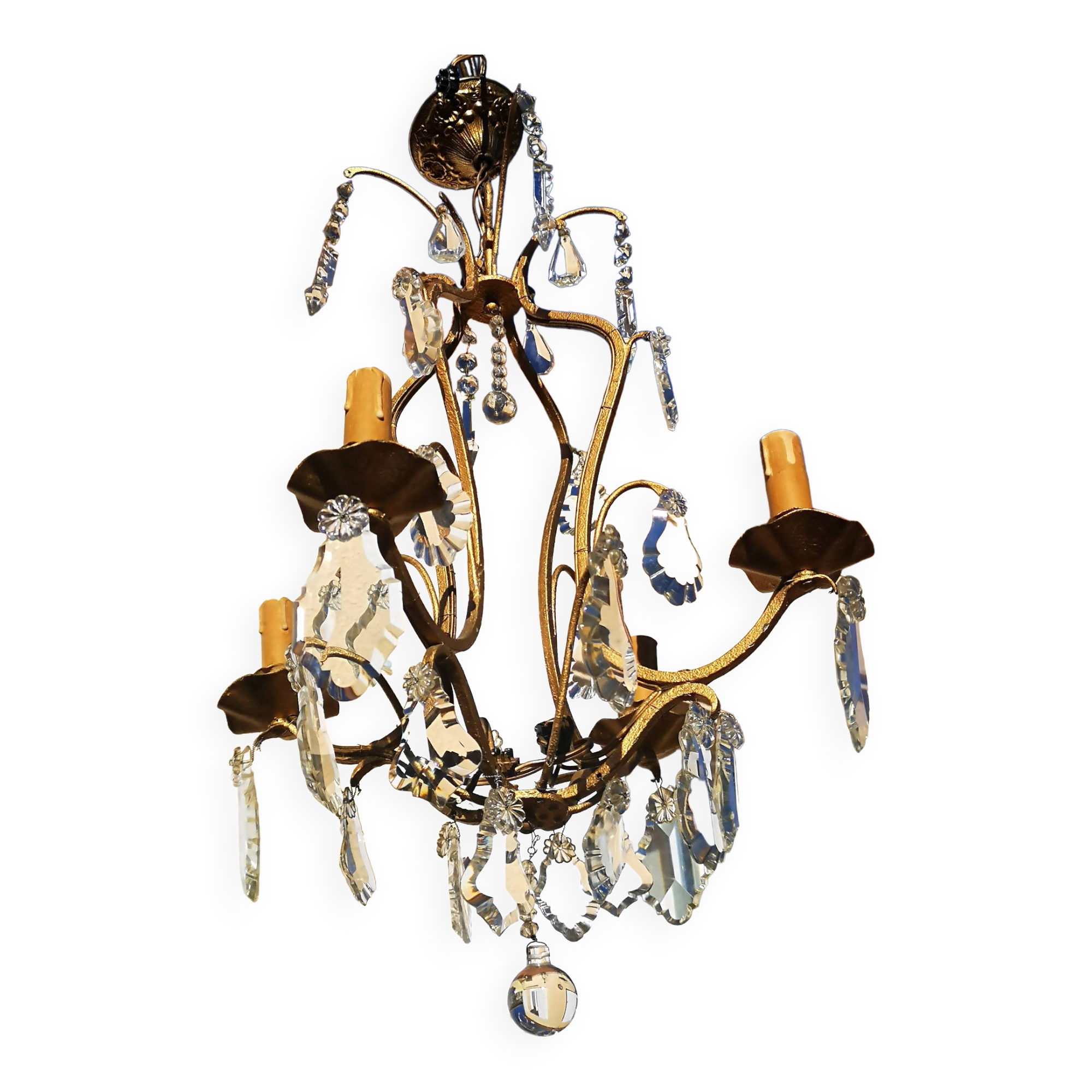 Wrought iron chandelier with pendants