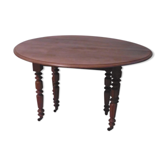 Table 6 feet with two extensions in Cherry