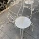 Table de jardin et 4 chaises en fer blanc