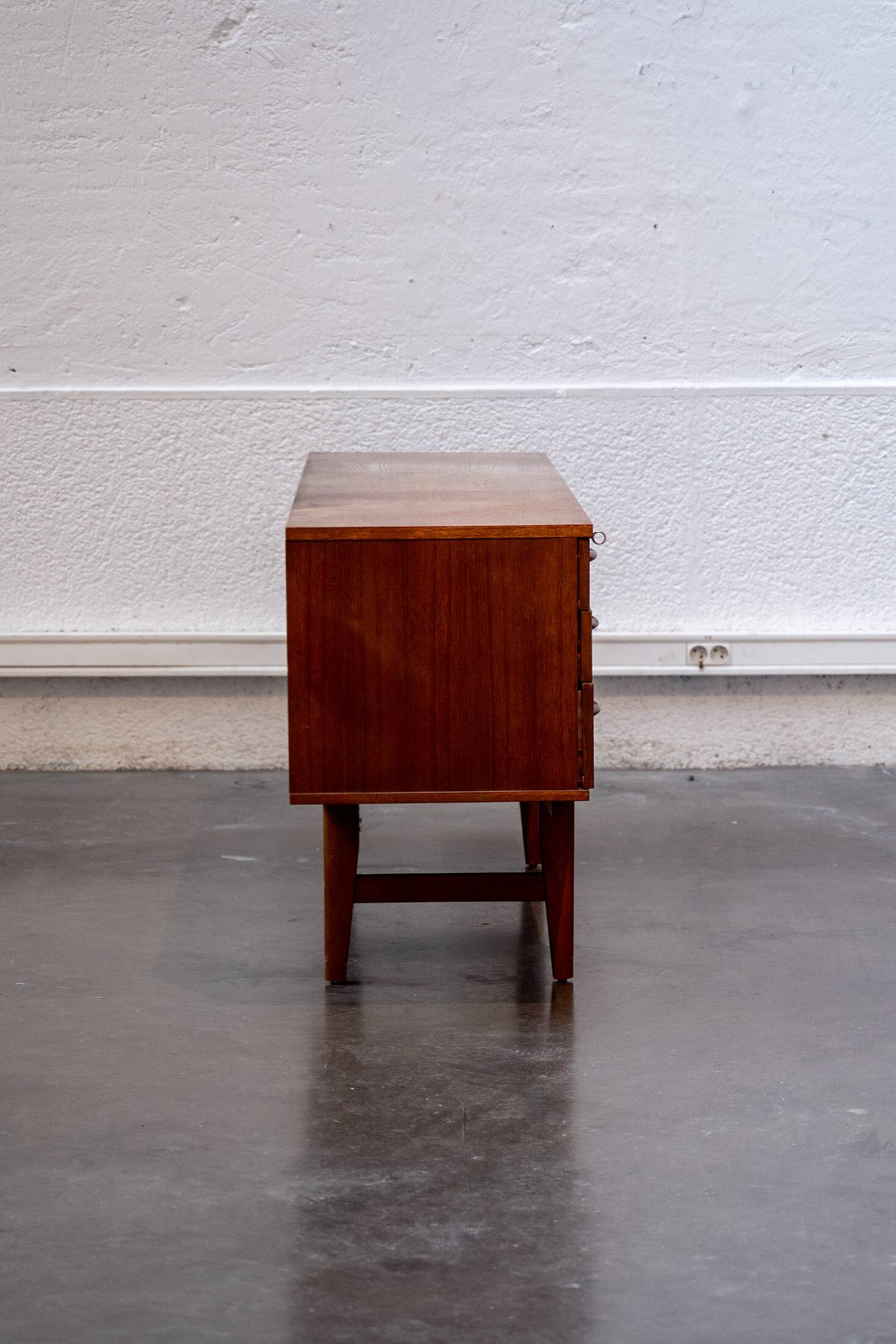 AVALON sideboard