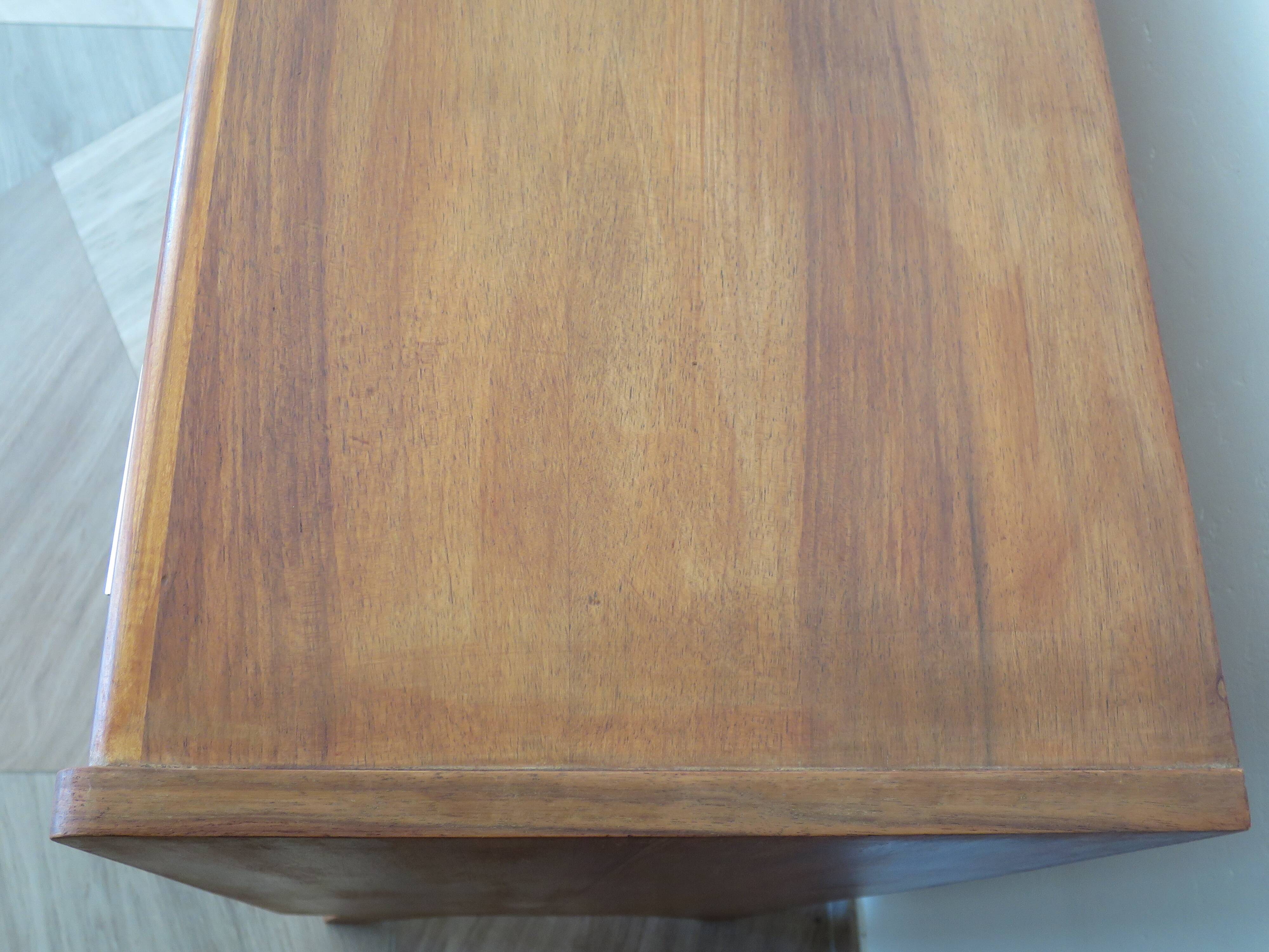 Cabinetmaker's chest of drawers - 4 drawers - golden oak - with oblique profile - compass feet - 1950