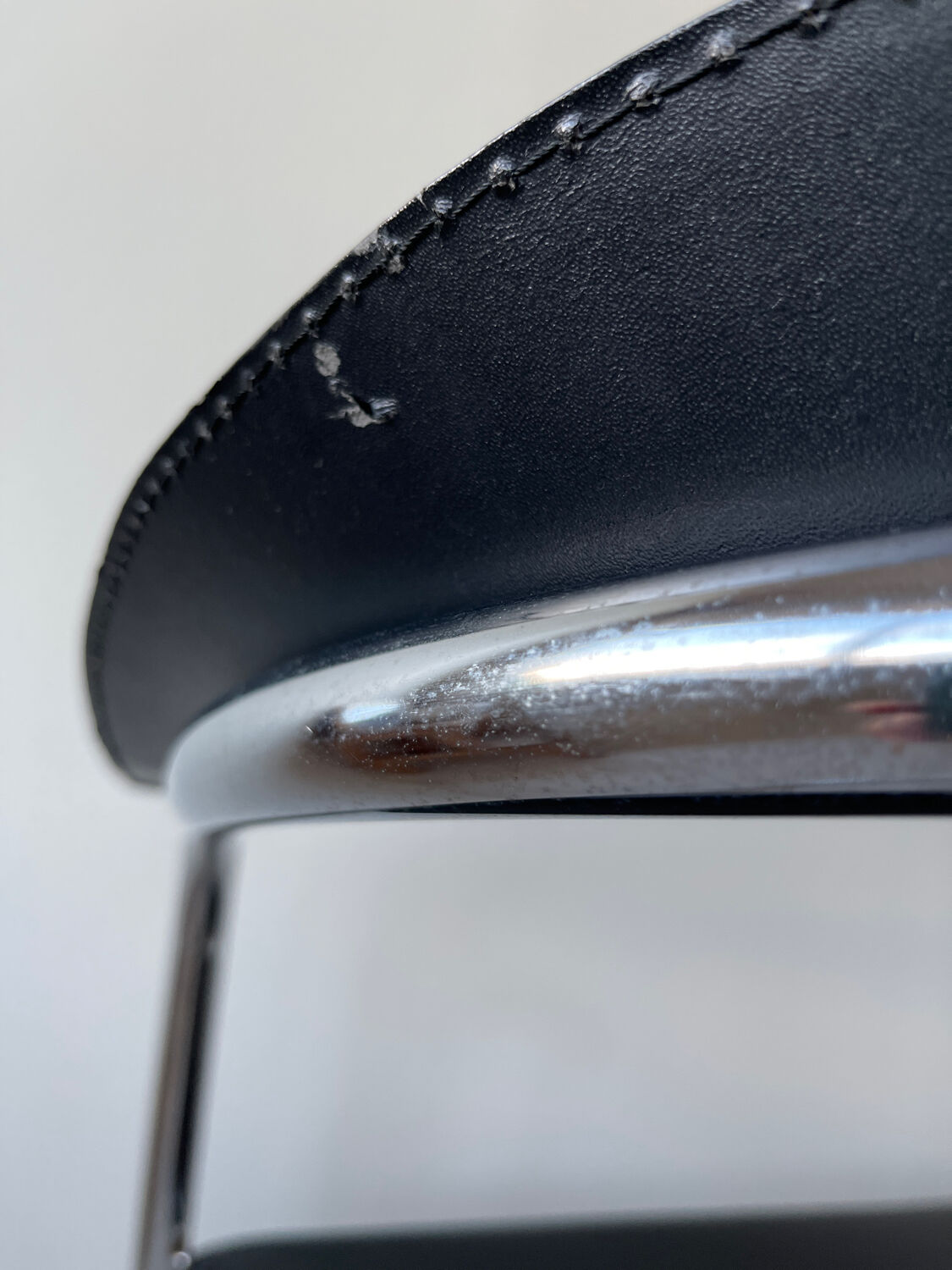 Duo de fauteuils années 70-80