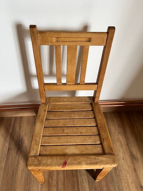 Chaise enfant bois