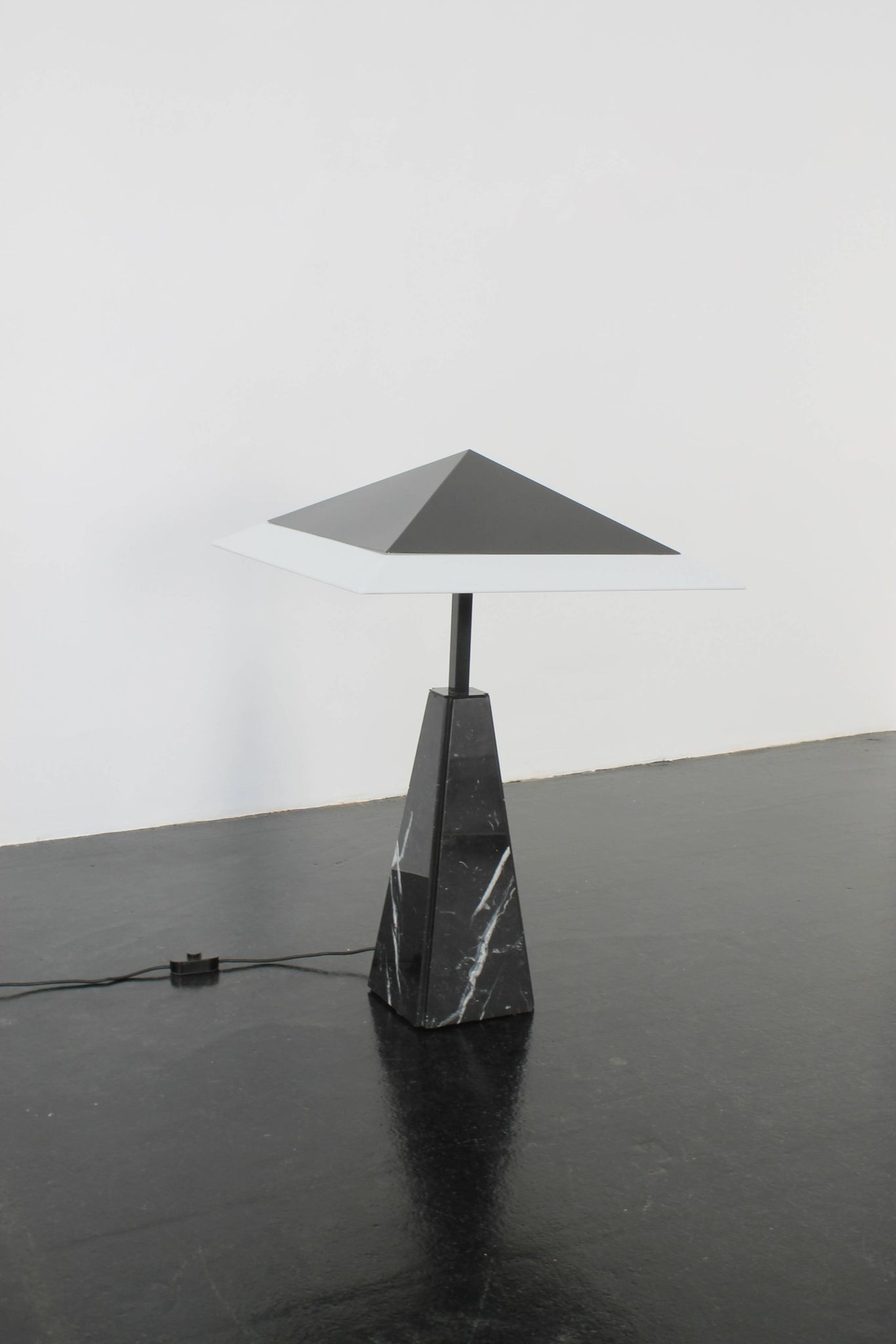 “Abat Jour” lamp by Cini Boeri / Arteluce