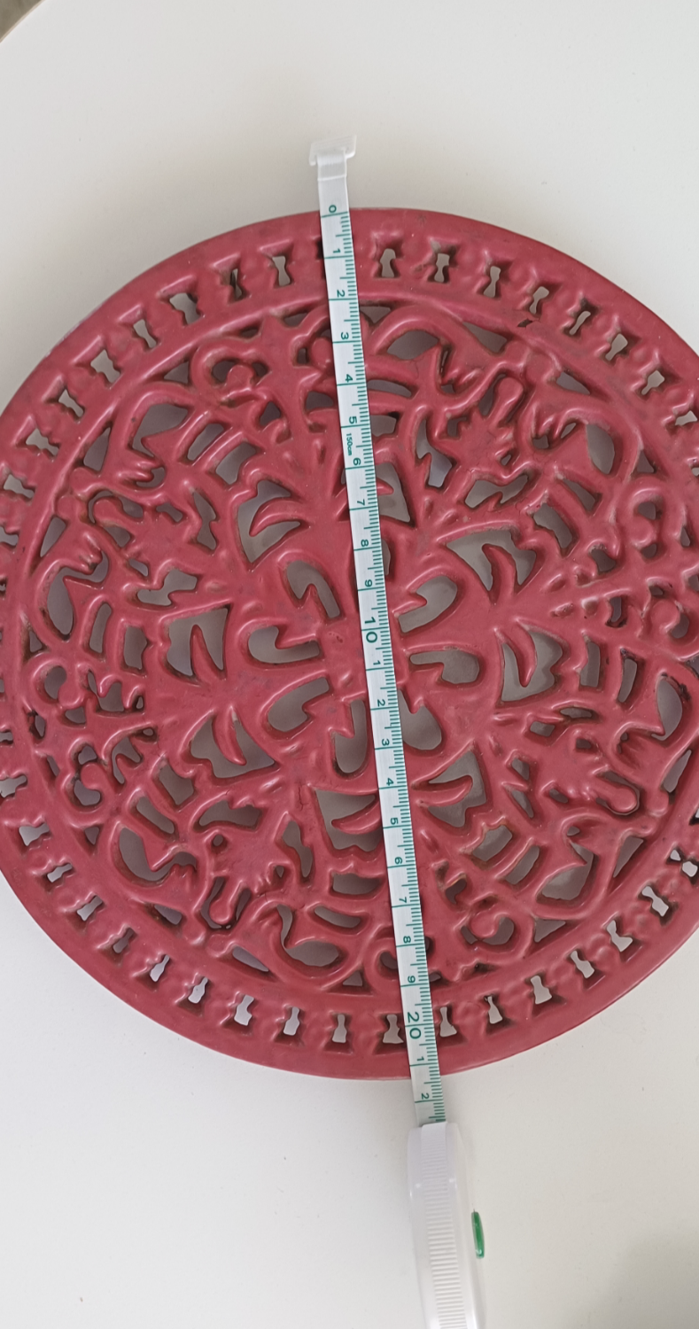 Dessous de plat en fonte