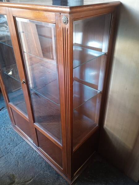 Empire display case 2 wooden doors, 1940/50s