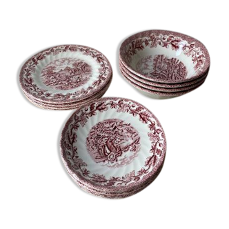 Set plates, cups and cups white and pink, english dishes