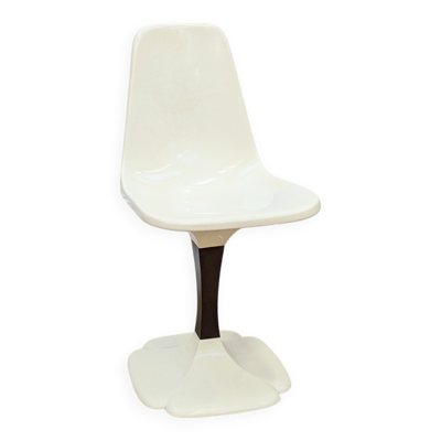 chaise pied tulipe par Gauthier