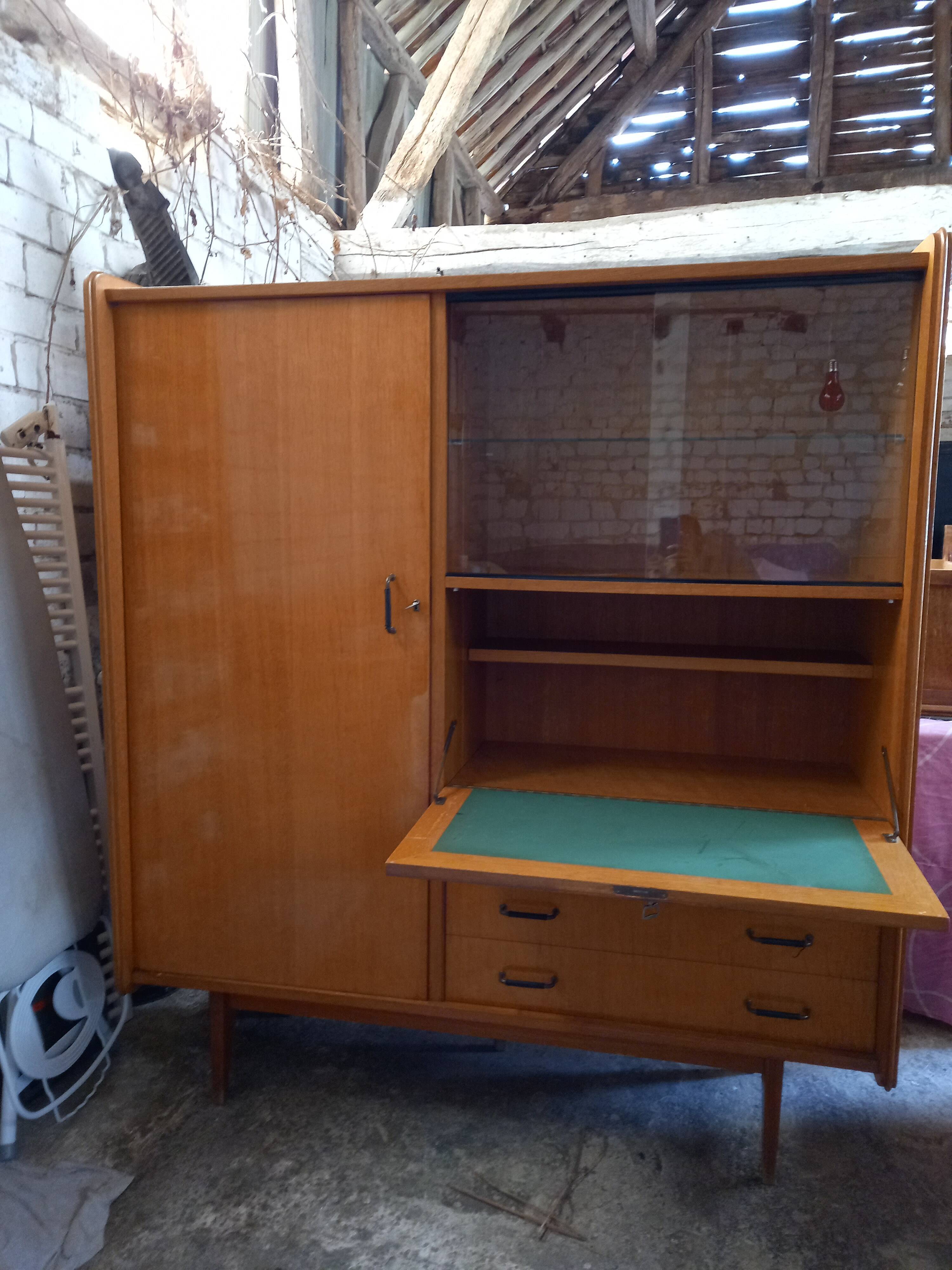 Wardrobe / Showcase / Secretary 50s / 60s